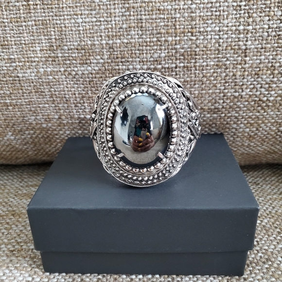 Whiting & Davis Jewelry - Vintage Bangle Bracelet Chunky Silvertone
